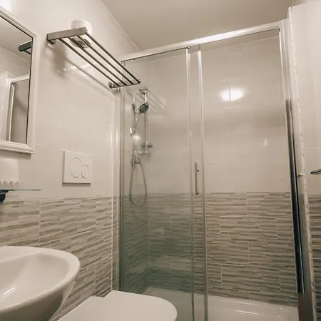 Casa de hóspedes Mirabilia House 4*