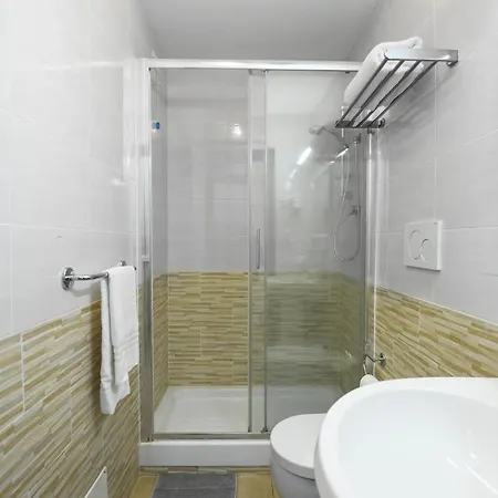 Gasthof Mirabilia House Rom