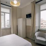 Mirabilia House 4*